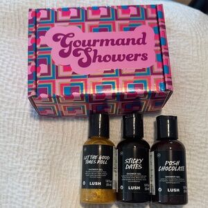 Lush Pink Multi Gourmand Showers Gift Set